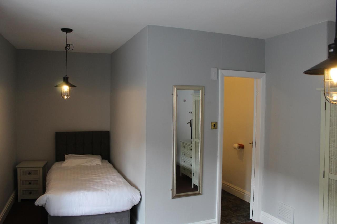 The Royal Oak Hotel Settle Luaran gambar